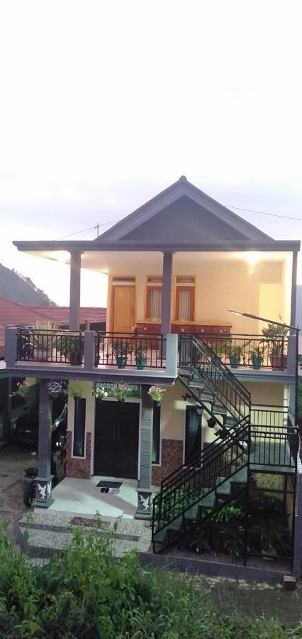 Homestay Anggun Bromo Extérieur photo